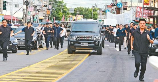 ��Ӣ�ġ��������⿳�� �_(t��i)��(d��ng)�־S���q�缈�ϻ���