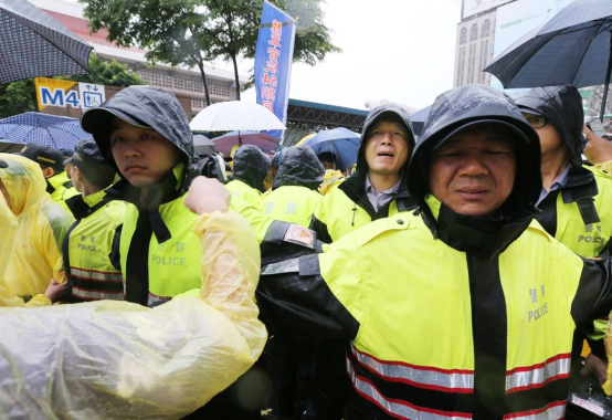 ��Ӣ�ġ��������⿳�� �_(t��i)��(d��ng)�־S���q�缈�ϻ���