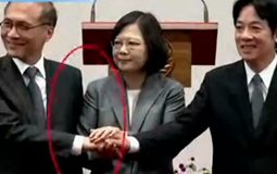 ��ȫж��ǰ�İ�ͨ�^�q���Y 22K�����Q�_(t��i)����н���}̫���桾�_(t��i)������䁡�