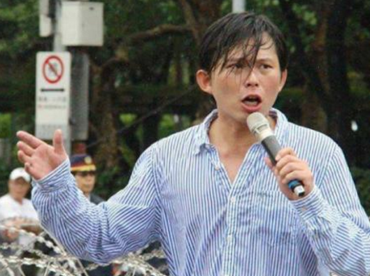 ���ա�̫�(y��ng)����(zh��n)�񡱳ɡ�Ӱ�ۡ� ���뵹�R�s�򵽲�Ӣ��