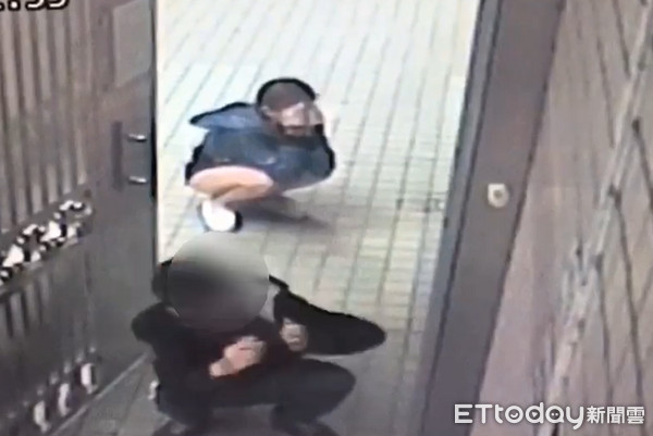 ��ѝ��������ˮ�����������䵽����Ę�ϡ�2�˶׵ر��^���I