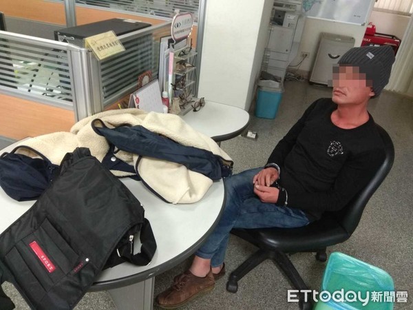 ���շ���������ֻ���ٿ�һ������Ů�����Q�Бِ�(��i)�ĸ��X(ju��)�����DƬ��(l��i)Դ�����|ɭ���ơ���