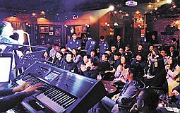 �F(xi��n)������