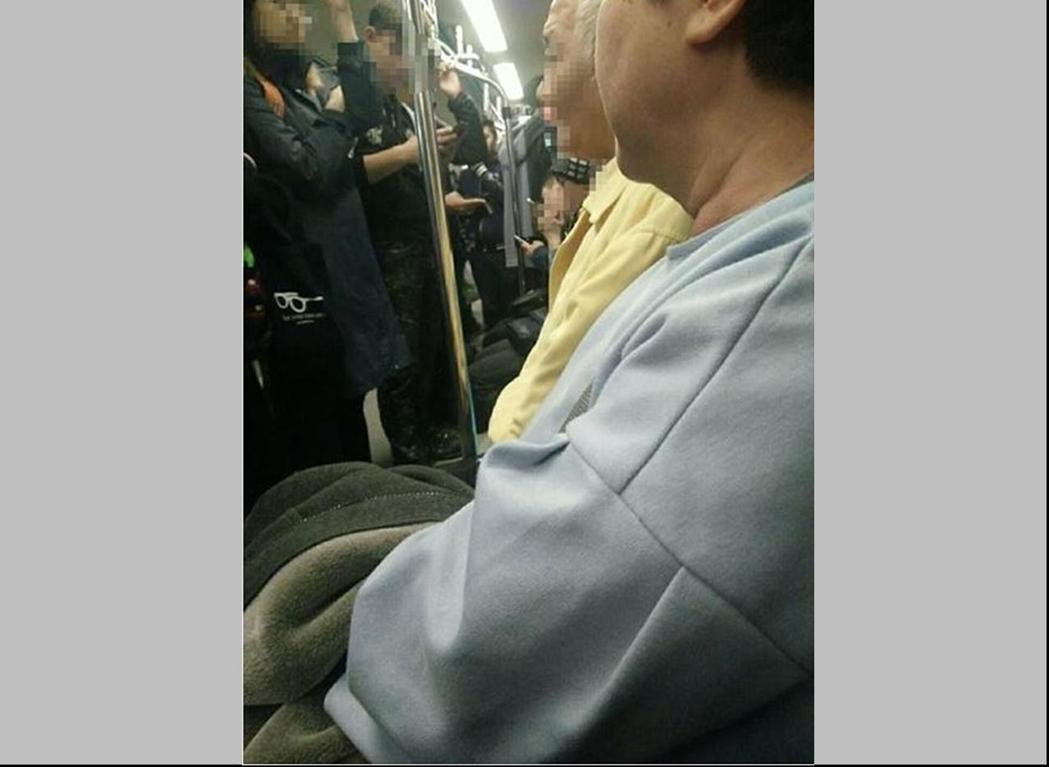 ��Ů��������ʹ�������� �ϲ�����׌λ߀���֡����㋌�����㡱