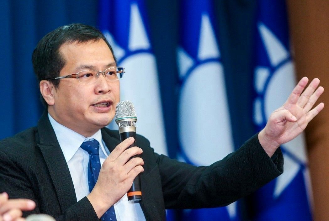 臺(tái)灣前“立委”揭民進(jìn)黨愚人的經(jīng)典謊言 這下真相大白了 臺(tái)灣前“立委”揭民進(jìn)黨愚人的經(jīng)典謊言 這下真相大白了