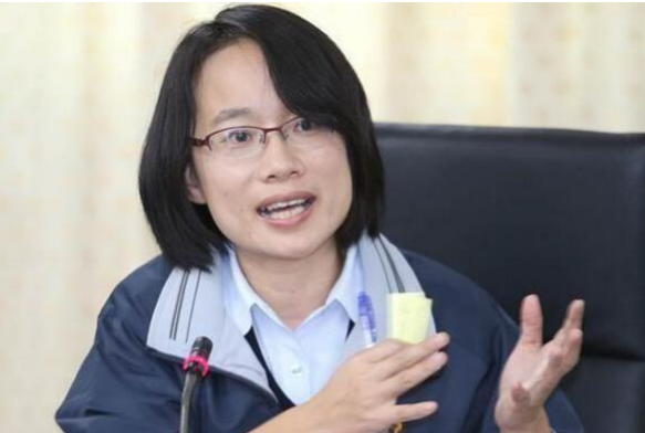 臺灣官員請辭理由千百種 看來看去還是民進(jìn)黨最“硬氣” 臺灣官員請辭理由千百種 看來看去還是民進(jìn)黨最“硬氣”