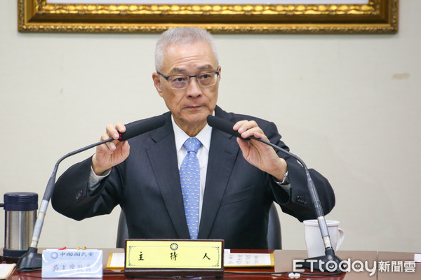 網(wǎng)友票選出國民黨2018"黃金陣容" 這幾人將征戰(zhàn)"六都'? 網(wǎng)友票選出國民黨2018"黃金陣容" 這幾人將征戰(zhàn)"六都'?