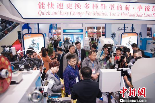 ���w�������_���^���ܚgӭ��������܎ �z