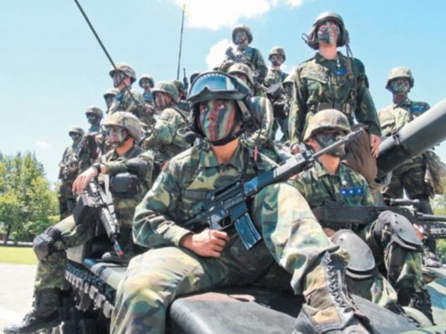 臺募兵缺人裝甲兵收41人只夠開10輛戰(zhàn)車