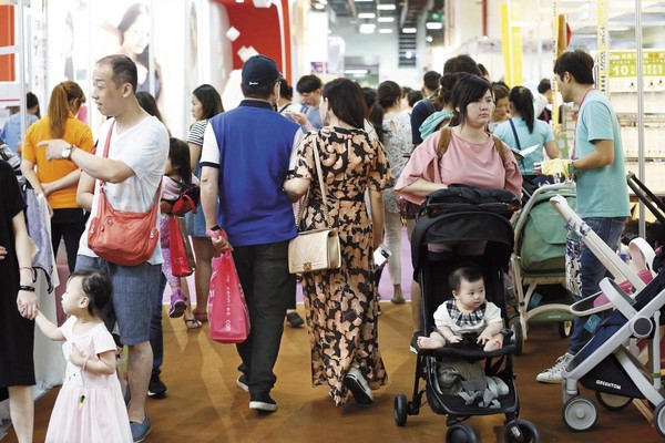 �{(l��n)�I(y��ng)��(zh��n)�����Ԫ��e���� ȢС19�q�Rβ��63�q�ٮ�(d��ng)�̰�