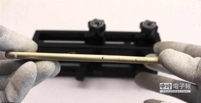 ����Ť��(d��ng)�Ϸ��{(di��o)���ݽz��iPhone��߅ʩ������һ��(hu��)����iPhone 6��׃ֱ��