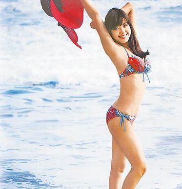 �ս������������v�Ȼ���ڼ�ȹ���؋��ģ��D��