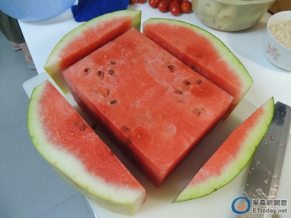 臺(tái)灣自創(chuàng)智能型切西瓜法 臺(tái)灣自創(chuàng)智能型切西瓜法
