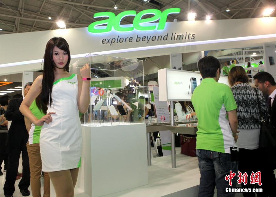 2014臺(tái)北國際電腦展開幕 眾多辣妹吸引眼球 2014臺(tái)北國際電腦展開幕 眾多辣妹吸引眼球