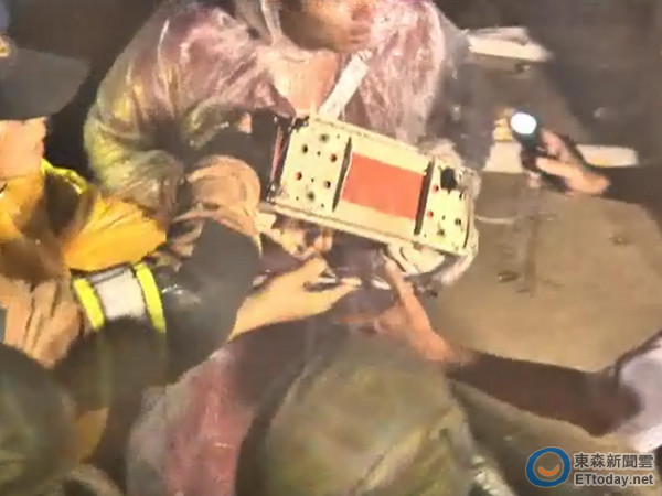 �_����(f��)�d��������ش���y�����@�ں���