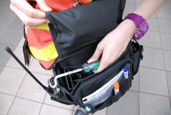 臺(tái)北捷運(yùn)又出狀況一名女乘客稱被辱罵亮刀 臺(tái)北捷運(yùn)又出狀況一名女乘客稱被辱罵亮刀