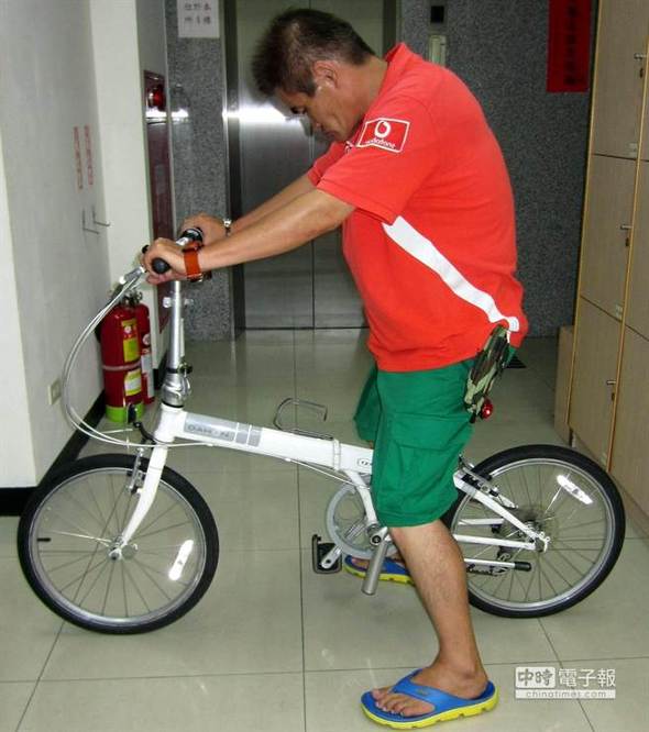 ���\�T�E܇͵܇�����i���I ��¶�\ۙ�侯�W(w��ng)