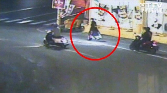 �������Խ�ʬ�Ӱ�^�N����������ٷ���֣��D��