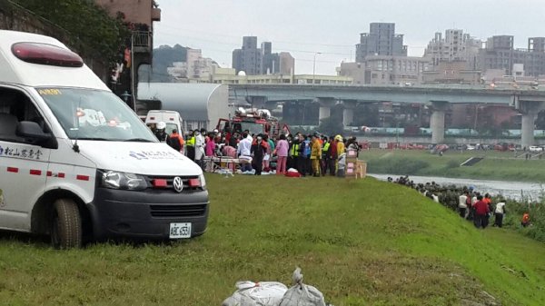 �_(t��i)���ί��(hu��)�ؑ�(y��ng)��(f��)�d���y�����f(xi��)��31��ꑿ�̎�����m(x��)�����_(t��i)ý�D)