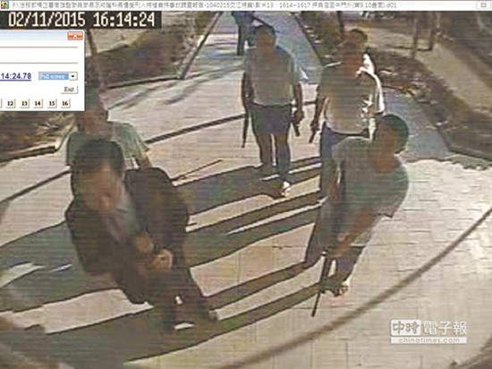 ���۽٪z����z�L��Ӣ��׃���ܡ�����Ը��(d��ng)���|(zh��)