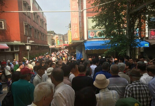 ���{���@�l(f��)���̚����������F(xi��n)��ӿ�M���������[�������|ɭ���D ӛ�ߌO�����z��