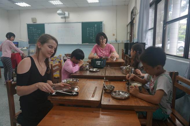 �˿����� �҈@1С�W(xu��)�H3��������W(xu��)