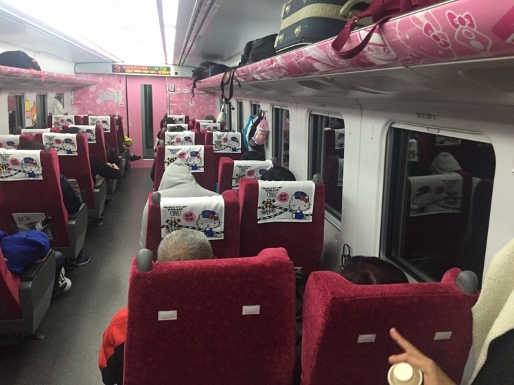 臺鐵Hello Kitty列車今再啟航 毛巾遭竊7條 臺鐵Hello Kitty列車今再啟航 毛巾遭竊7條