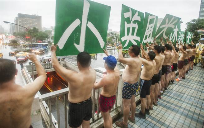 �ڹ��ߵ�������Ժ���Ե�������e����(bi��o)�Z�����h