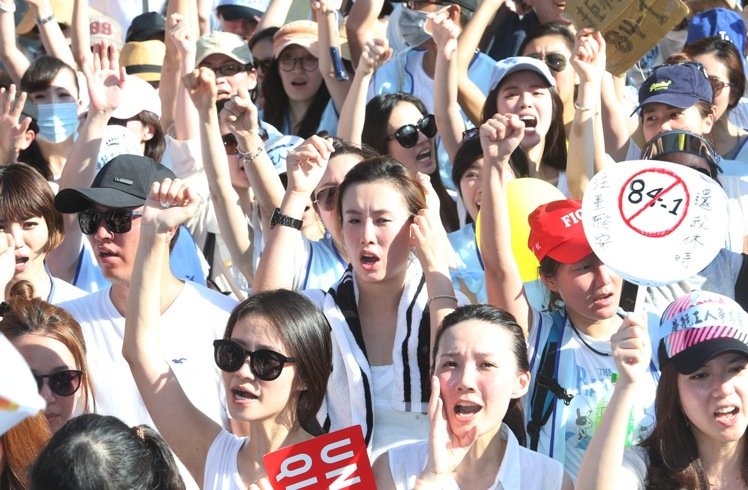 臺灣華航空服員將于24日零時舉行罷工 臺灣華航空服員將于24日零時舉行罷工