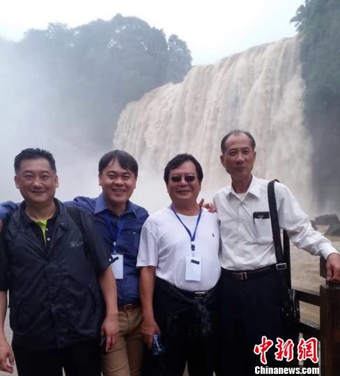 �_�̂����S�����ٲ�ǰ��Ӱ�������i �z