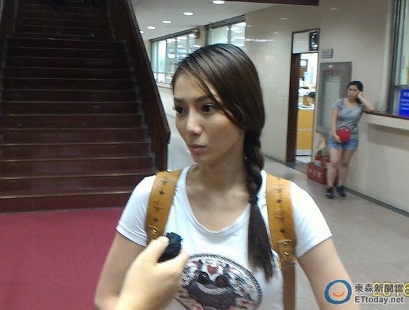 ���̰��н��u(m��i)�������� ����6��(g��)�¾���2��