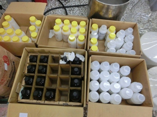 臺(tái)灣警方勤拿雞腿便當(dāng)喂狗順利破獲制毒工廠