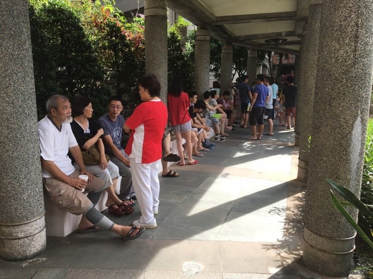 �±�һסլ�ǻ���ס������ͥ���y