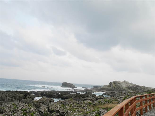 今年第7號(hào)臺(tái)風(fēng)“璨樹”形成 短時(shí)間對(duì)臺(tái)灣無影響 今年第7號(hào)臺(tái)風(fēng)“璨樹”形成 短時(shí)間對(duì)臺(tái)灣無影響