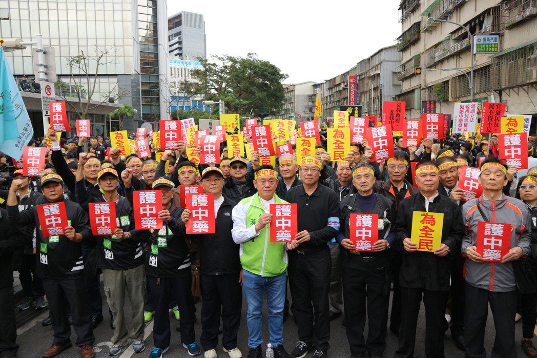 �_(t��i)��(d��ng)����������ŭ��ˎ�̣���ǧ�˰������l(w��i)������