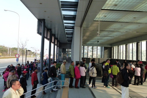 ��1��̖(h��o)�a�ưl(f��)�꣬��21վ߀�в����񱊵���һ���l(f��)�������_(t��i)����(li��n)�ψ�(b��o)��/����(gu��)�� �z��