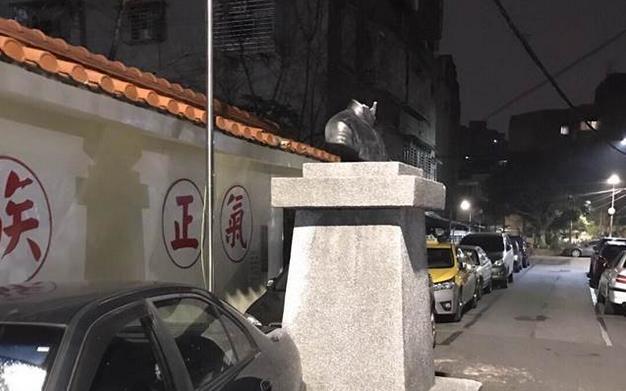 �����^����������ҹ�ֵ����Y��ʯ�~�񣨈D��