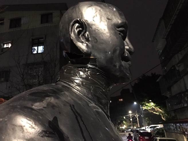 �����^����������ҹ�ֵ����Y��ʯ�~�񣨈D��