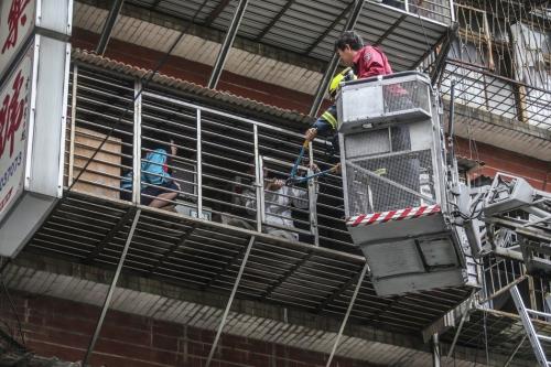 �_�������A·���ε����f��Ԣ�l(f��)������ס������_�ȴ������ˆT����Ԯ���_����(li��n)�ψ�ӛ�ߗ��f�ƣ��zӰ