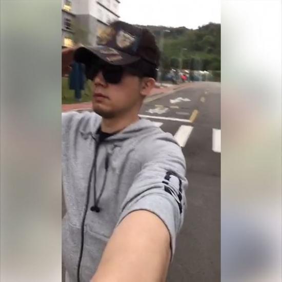 һ����������J���_(t��i)������������߅��߅ֱ����(�DƬ��Դ��Ę��)