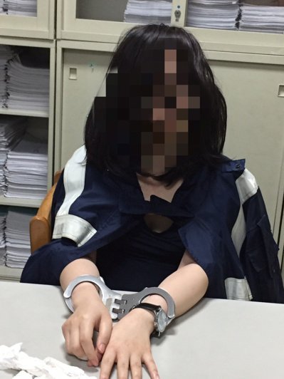 ���t������W(xu��)Ů�ޘI(y��)����؈�������� У��(n��i)�]���Ϳ�