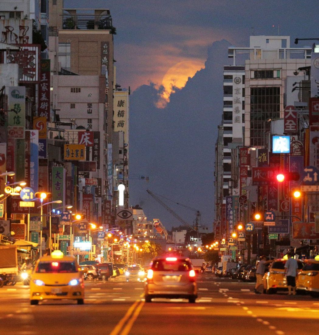 ���۽��^�F(xi��n)���ճ����¡������澰�y��һҊ(ji��n)���D��