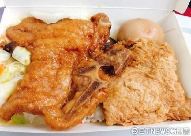吃了盒飯“拉肚子嘔吐” 臺灣內(nèi)湖300人校外“驚魂” 吃了盒飯“拉肚子嘔吐” 臺灣內(nèi)湖300人校外“驚魂”