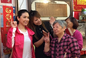 ����ɺ�Ј��߽���������R�� �I�˱����治��ɫ