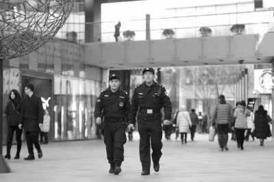 �����������̅^(q��)��(n��i)Ѳ߉�����A�r(sh��)��(b��o)ӛ����֮���z