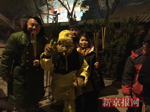 �����һ���c(di��n)��Ӻ�͌m�T�ڣ��ѽ�(j��ng)���г��^50���������ǰ��ĺ������������ԌO��������b�磬�ͱ��˺�Ӱ���¾���(b��o)ӛ�� �w�� �z