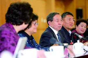 3��8����ȫ�����f(xi��)�e�н�����e(li��n)�M���h�����������LԬ�F���������� ȡ���h��