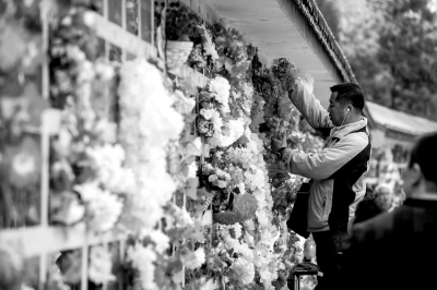 北京小長假首日高速擁堵 京藏高速暴堵近12小時 北京小長假首日高速擁堵 京藏高速暴堵近12小時