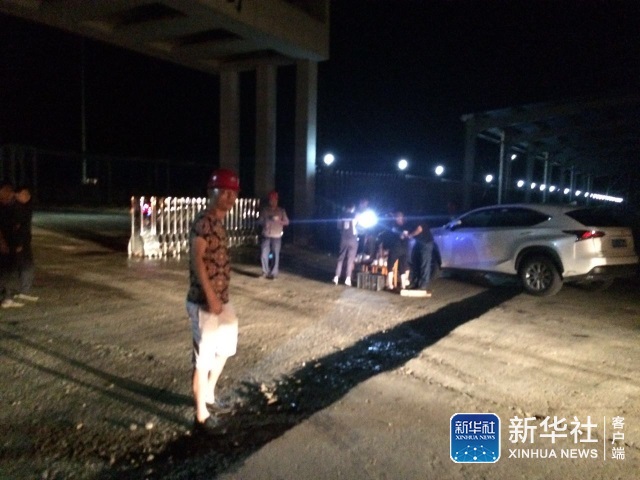 �¹ʵ��c(di��n)���x����·�ڼs7����������ӛ�ߏĸ���··���������о�������;·�ڰ������ڏS�^(q��)�T�ڣ�ԓ��˾�M����30���ڬF(xi��n)����r�ˆT�M(j��n)���������ӛ��������