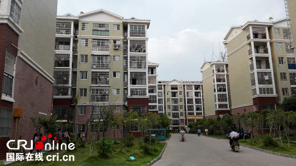 �DƬĬ�J��(bi��o)�}